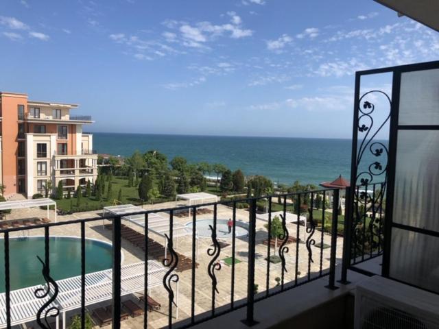 Apartment In Prestige Fort Beach Szveti Vlasz Kültér fotó